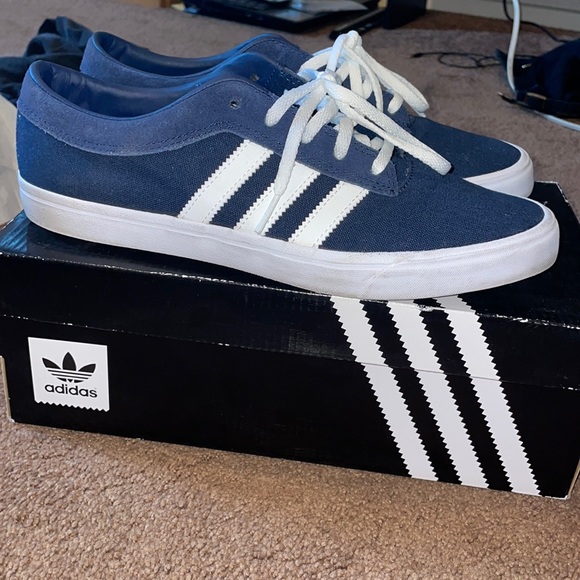 adidas gazelle silver green womens Adidas Womens Sellwood Shoes main image 0